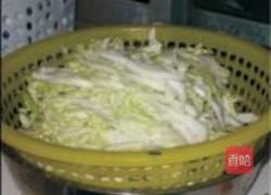醋溜白菜的做法图解1