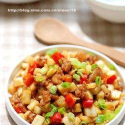 茭白小米辣炒鸡丁的做法[图]