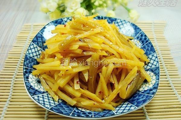 酸腌菜炒土豆