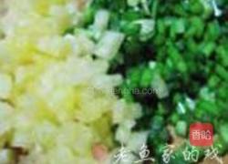 菠萝芯牛粒生菜包的做法图解2