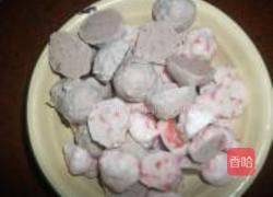 鱼肠虾丸浸西洋菜的做法图解2
