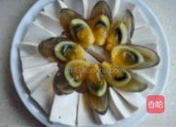 皮蛋拌豆腐的做法图解2