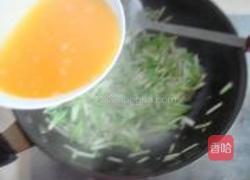 韭黄滑蛋的做法图解4