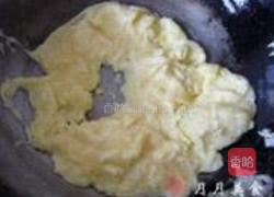 银鱼炒鸡蛋的做法图解3