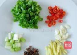 麻辣干烧带鱼的做法图解2