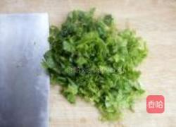 莴笋叶蛋炒饭的做法图解2