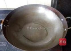 莴笋叶蛋炒饭的做法图解3