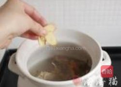 五指毛桃煲鸡汤的做法图解6