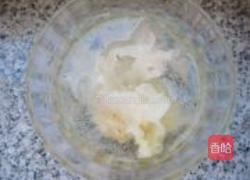 冰糖银耳奇异果的做法图解1