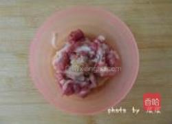 红烧肉丝鲈鱼的做法图解2