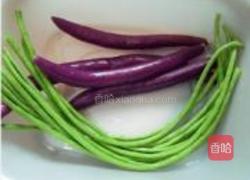 长豆角烧茄子的做法图解1