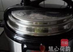 番茄藜麦酸黄瓜牛尾汤的做法图解11