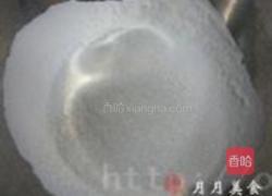 草莓慕斯派的做法图解1