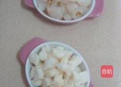 荔枝马蹄火龙果水的做法图解2