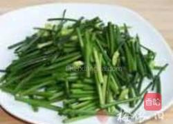 章鱼炒韭葶的做法图解5