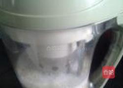 香蕉奶昔的做法图解5