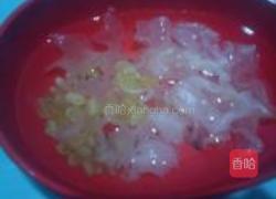雪莲银耳汤的做法图解2