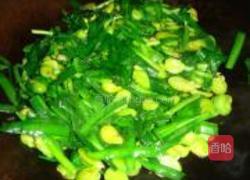 韭菜炒蚕豆米的做法图解6