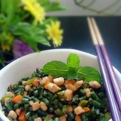 豇豆丁炒肉丁的做法[图]