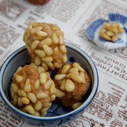 松仁芝心虾丸的做法[图]