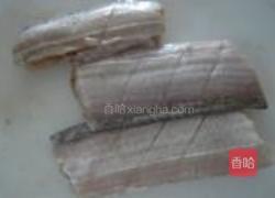 清蒸带鱼的做法图解2
