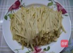 鸭丝炒干豆腐丝的做法图解1