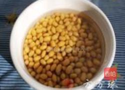 黄豆芽炒粉的做法图解2