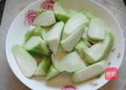 鸡蛋炒丝瓜的做法图解2