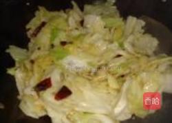 呛炒包菜的做法图解8