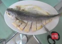 豉油蒸黄鱼的做法图解3
