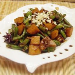 酱焖豆角土豆的做法[图]