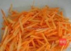 胡萝卜蔬菜饼的做法图解1