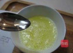 姜汁炖奶的做法图解2