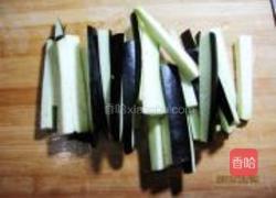 剁椒金针蒸茄条的做法图解1