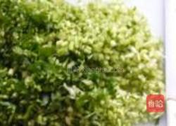 芹菜猪肉包的做法图解3