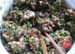芹菜猪肉水饺的做法图解7