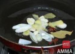 豆瓣酱烧鸡块儿的做法图解2