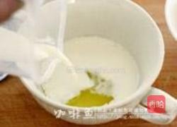 白玉桃胶的做法图解1