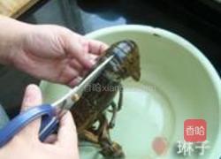 蒜蓉开背蒸龙虾的做法图解2