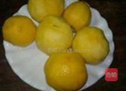 糖水黄桃的做法图解1