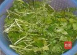 鲫鱼烧香菜的做法图解3