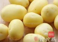 黑椒橄榄油烤小土豆的做法图解1