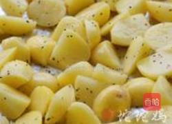 黑椒橄榄油烤小土豆的做法图解5