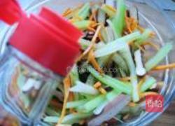 凉拌芹菜香干的做法图解7