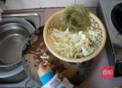 包菜粉丝的做法图解1