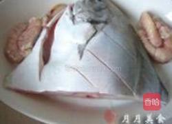 红烧鲳鱼的做法图解1