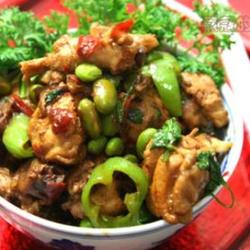 辣味毛豆烧鸡的做法[图]
