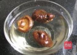 冬菇肉酱面的做法图解3