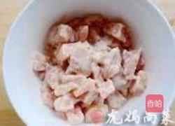 白芦笋炒鸡丁的做法图解2