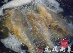 砂锅黄鱼豆腐的做法图解3